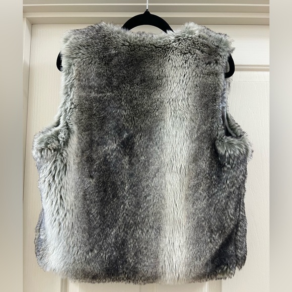 Size 14 Bardot vest - Picture 3 of 4